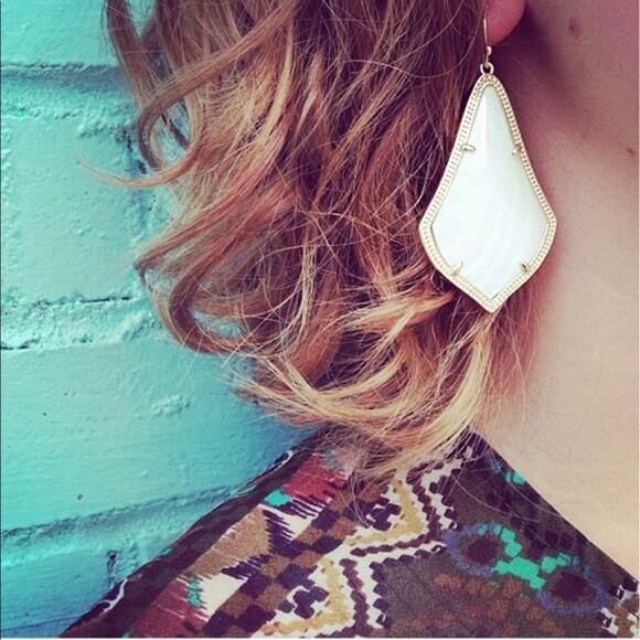 Kendra Scott Alexandra Large Mother of Pearl Drop Earrings in Gold Tone - Picture 3 of 11